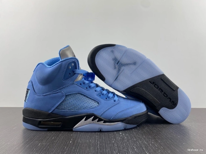 Jordan  DV1310-401 5  RETRO “UNC” Air 1009